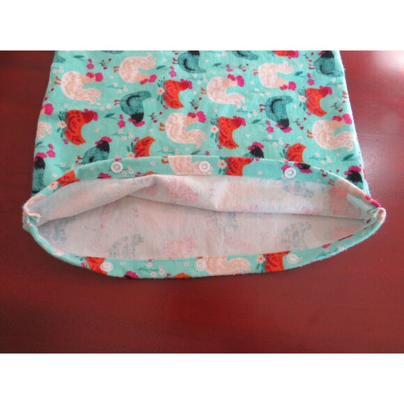 Heating Pad Cover, 12 x 15, Soft Flannel With Chickens, 3 Snap Closure - Picture 2 of 4